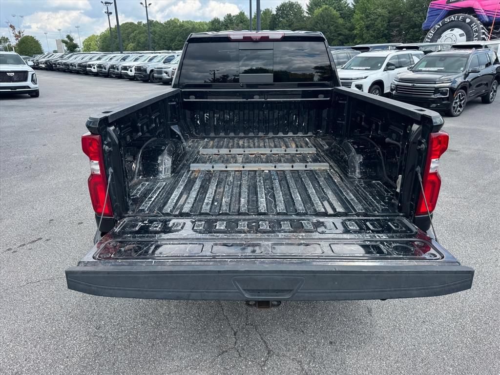 Used 2022 Chevrolet Silverado 2500 LTZ w/ LTZ Convenience Package AWD/4WD image 10