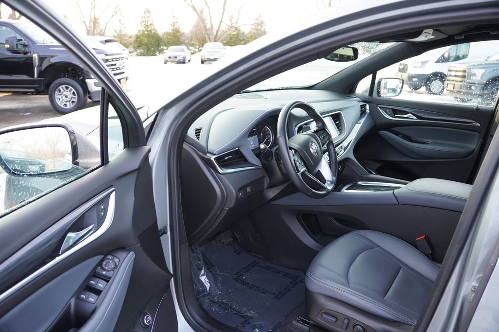 Certified 2023 Buick Enclave Essence image 14