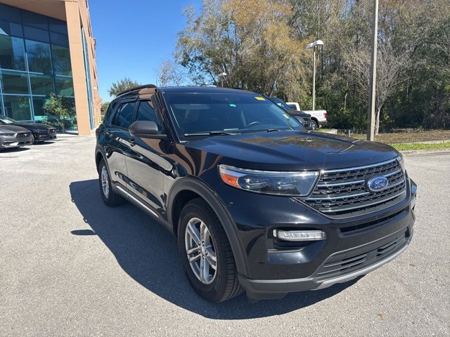 Certified 2022 Ford Explorer XLT w/ Equipment Group 202A image 8