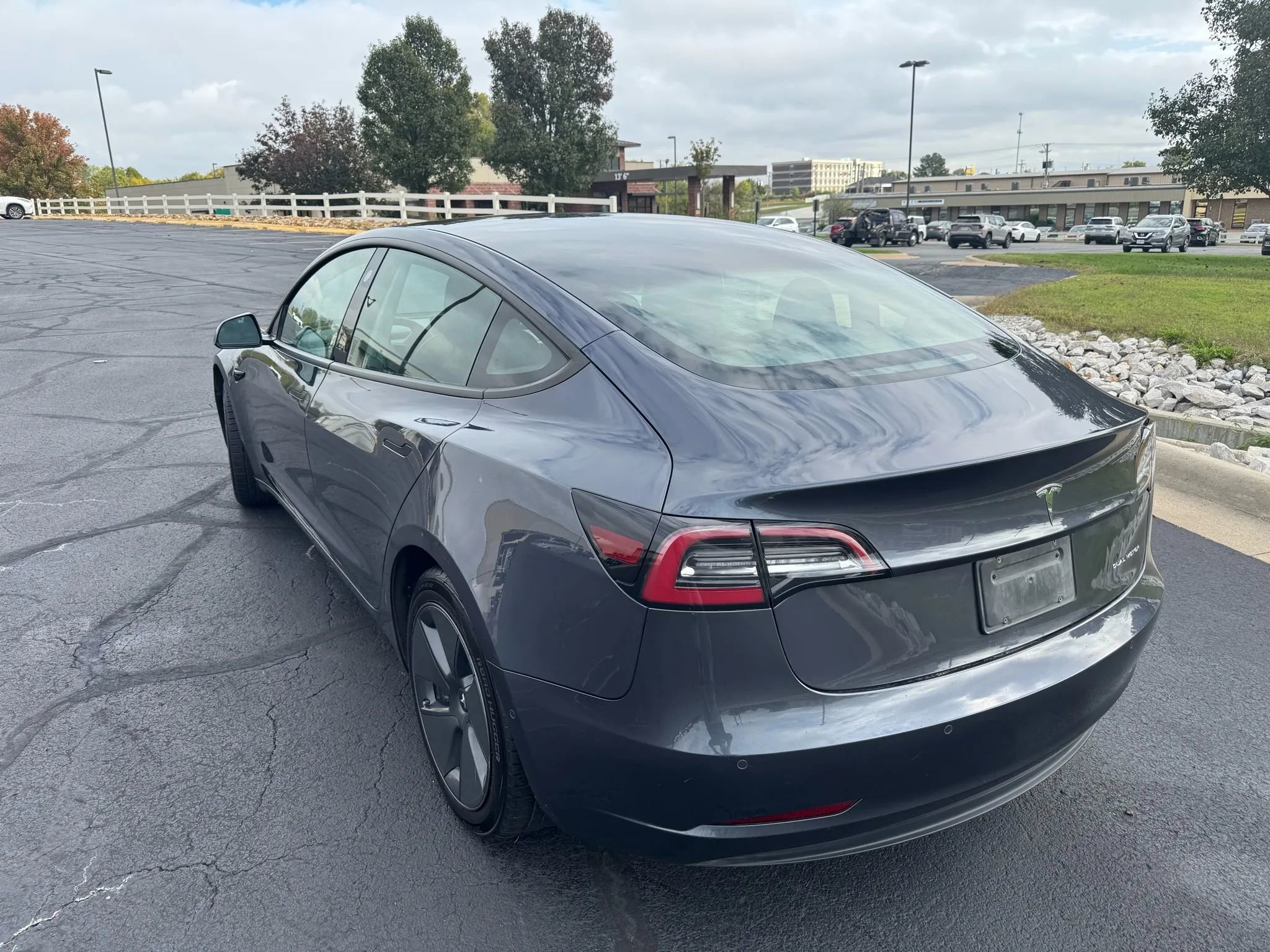 Used 2022 Tesla Model 3 Long Range image 2