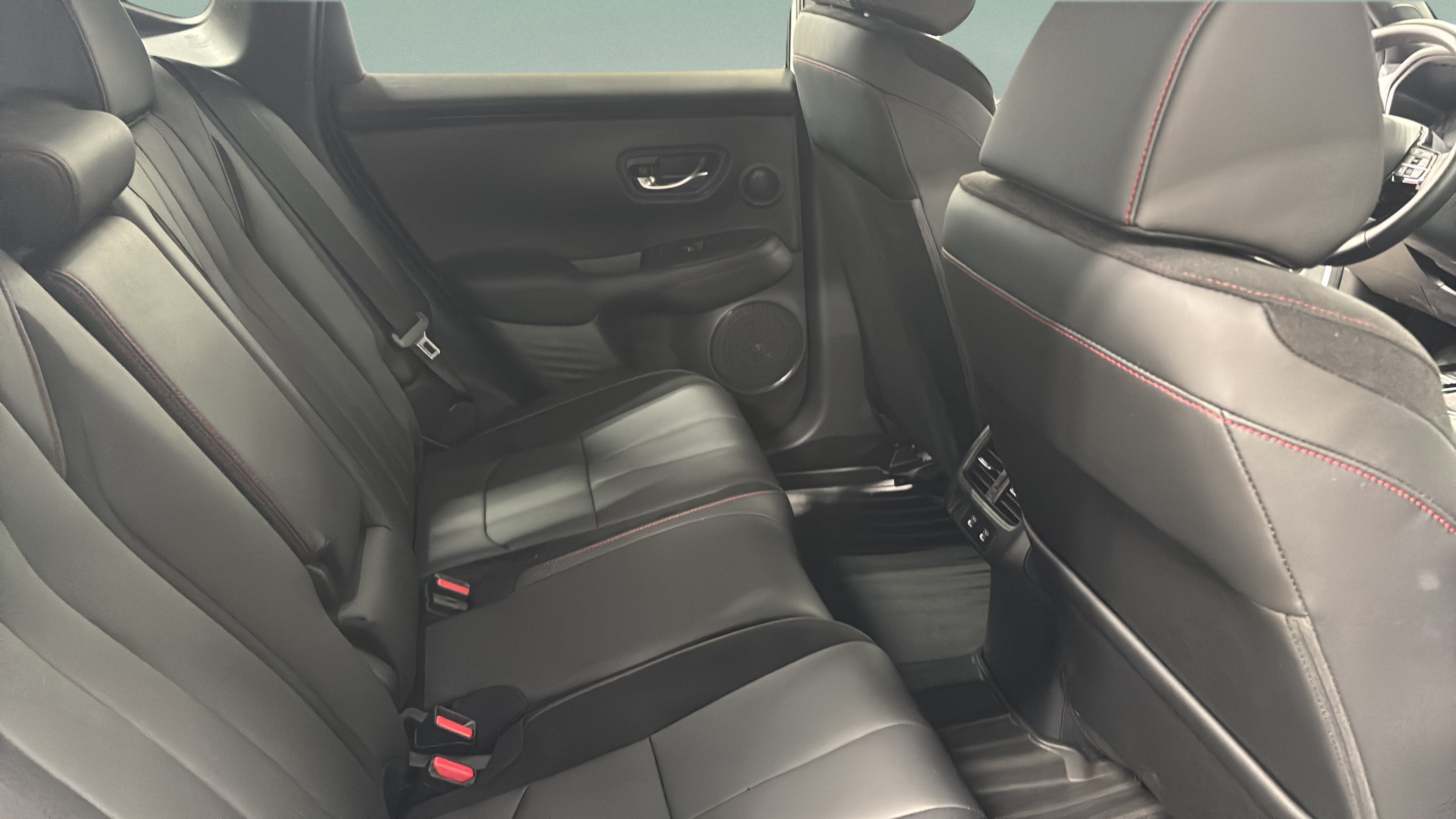 Used 2025 Acura ADX A-Spec FWD image 15