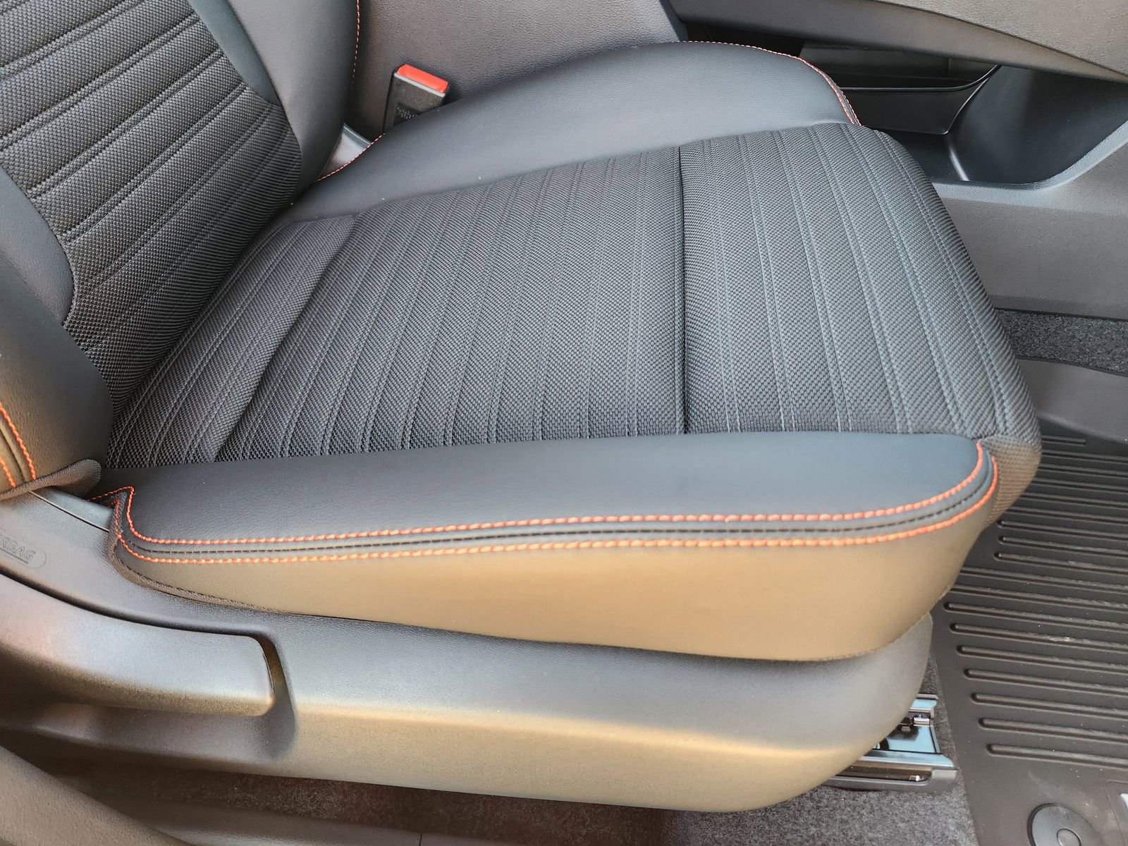 New 2026 Nissan Rogue SV image 22