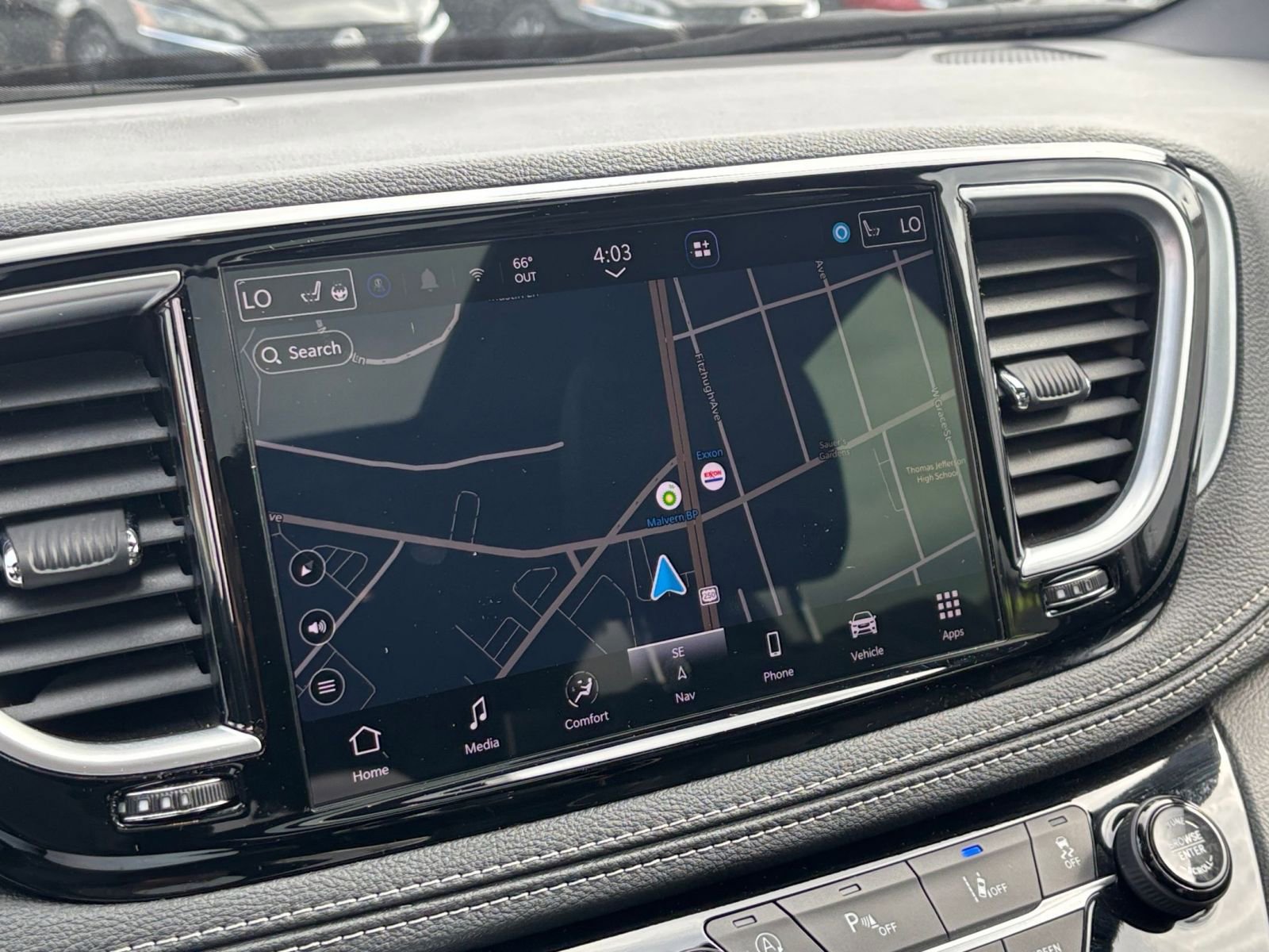 Used 2025 Chrysler Pacifica Limited image 20