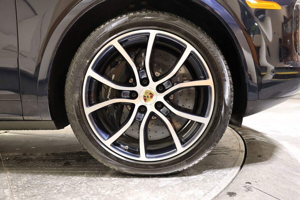 Certified 2023 Porsche Cayenne Turbo S image 12