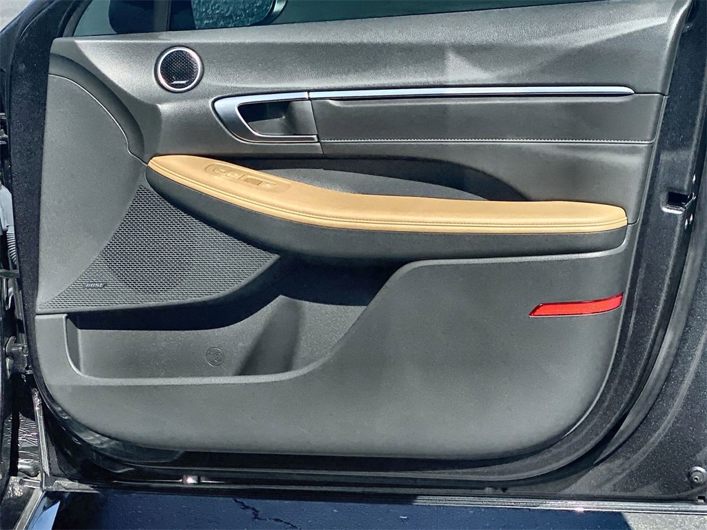 Used 2023 Hyundai Sonata Limited image 39