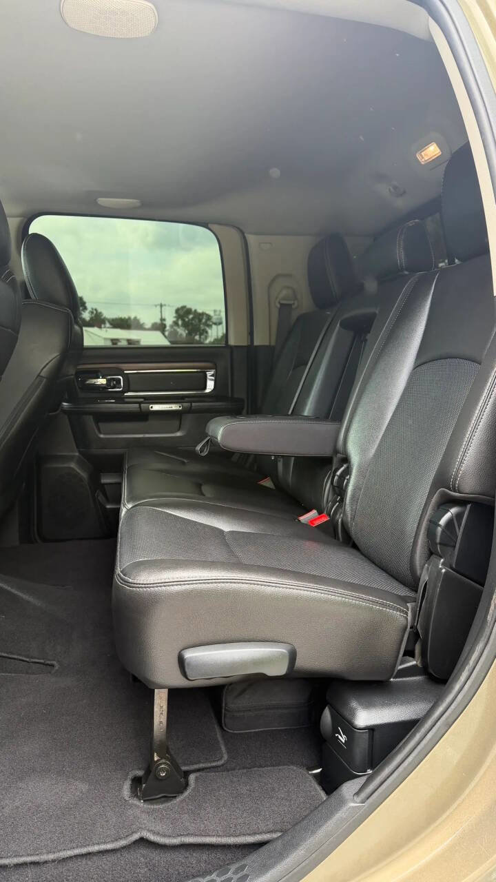 Used 2015 RAM 3500 Laramie AWD/4WD image 21