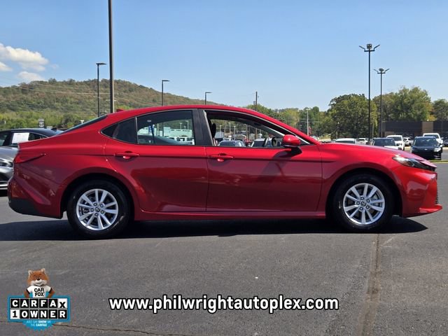 Used 2025 Toyota Camry LE FWD image 2