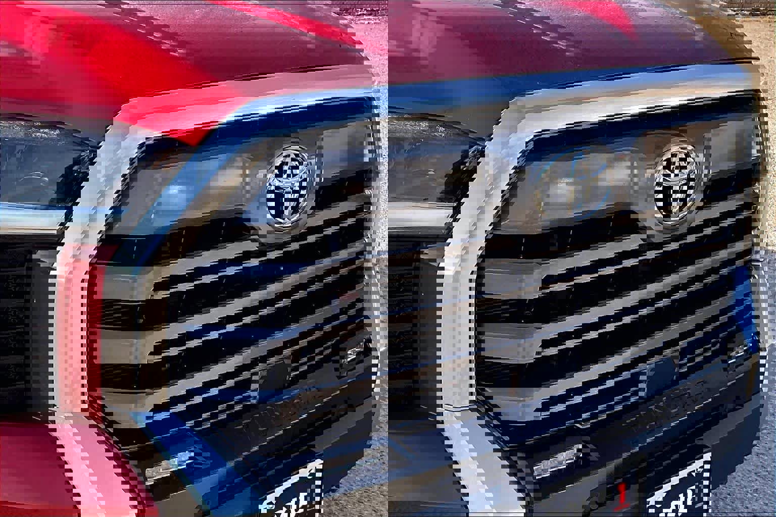 Used 2022 Toyota Tundra Limited w/ Power Package image 29