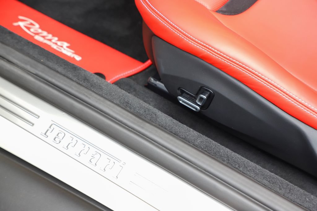Certified 2026 Ferrari Roma Spider RWD image 60