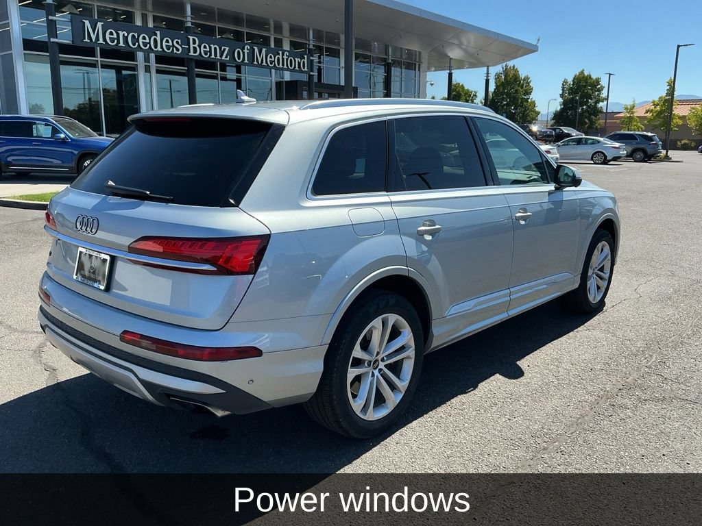 Used 2025 Audi Q7 3.0T Premium Plus AWD/4WD image 8