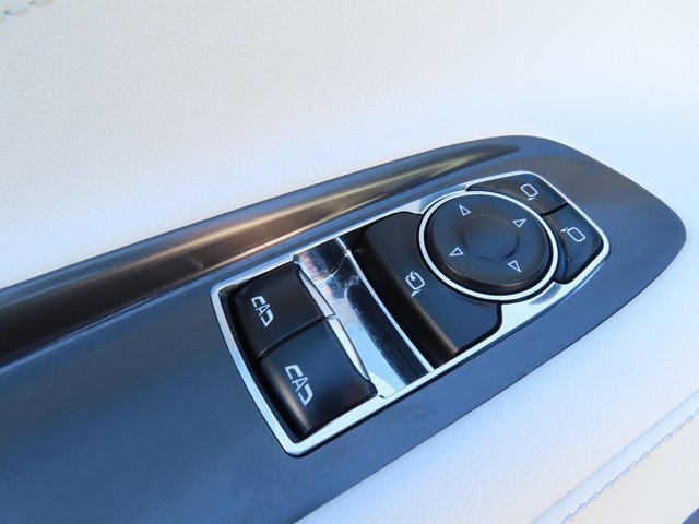 Certified 2024 Chevrolet Corvette Stingray Preferred Cpe w/ Stealth Interior Trim Package image 11