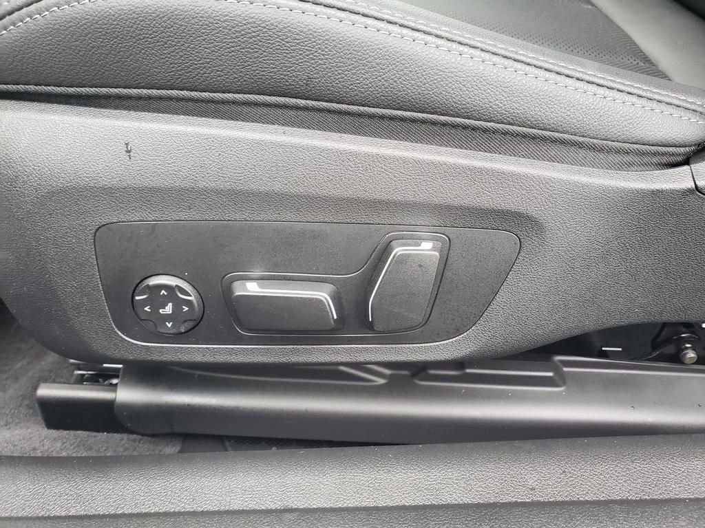 Used 2026 BMW 440i xDrive Coupe w/ Parking Assistance Package image 18