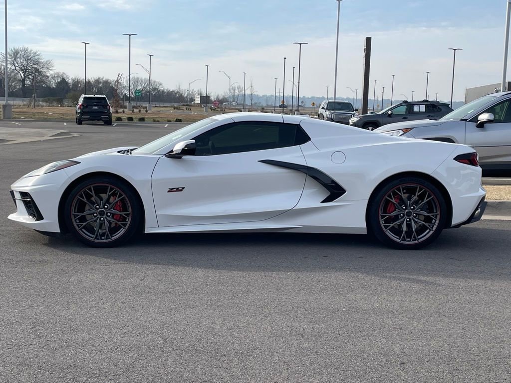 Used 2023 Chevrolet Corvette Stingray Premium Conv RWD image 4