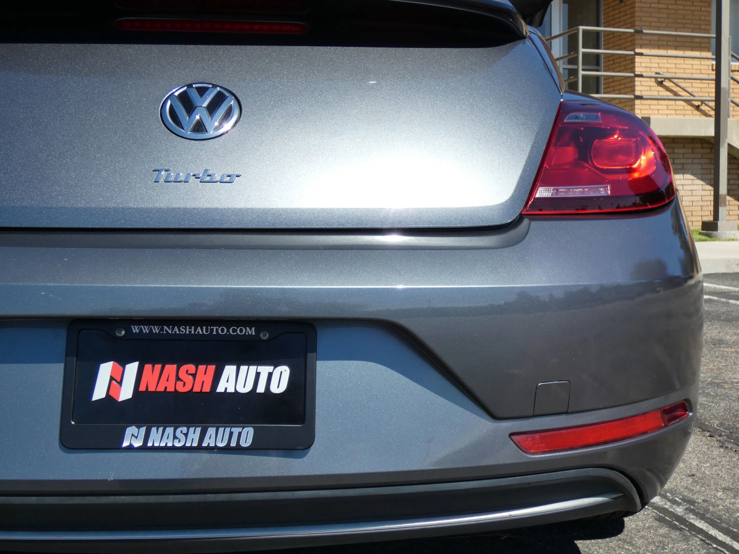 Used 2018 Volkswagen Beetle 2.0T S image 10