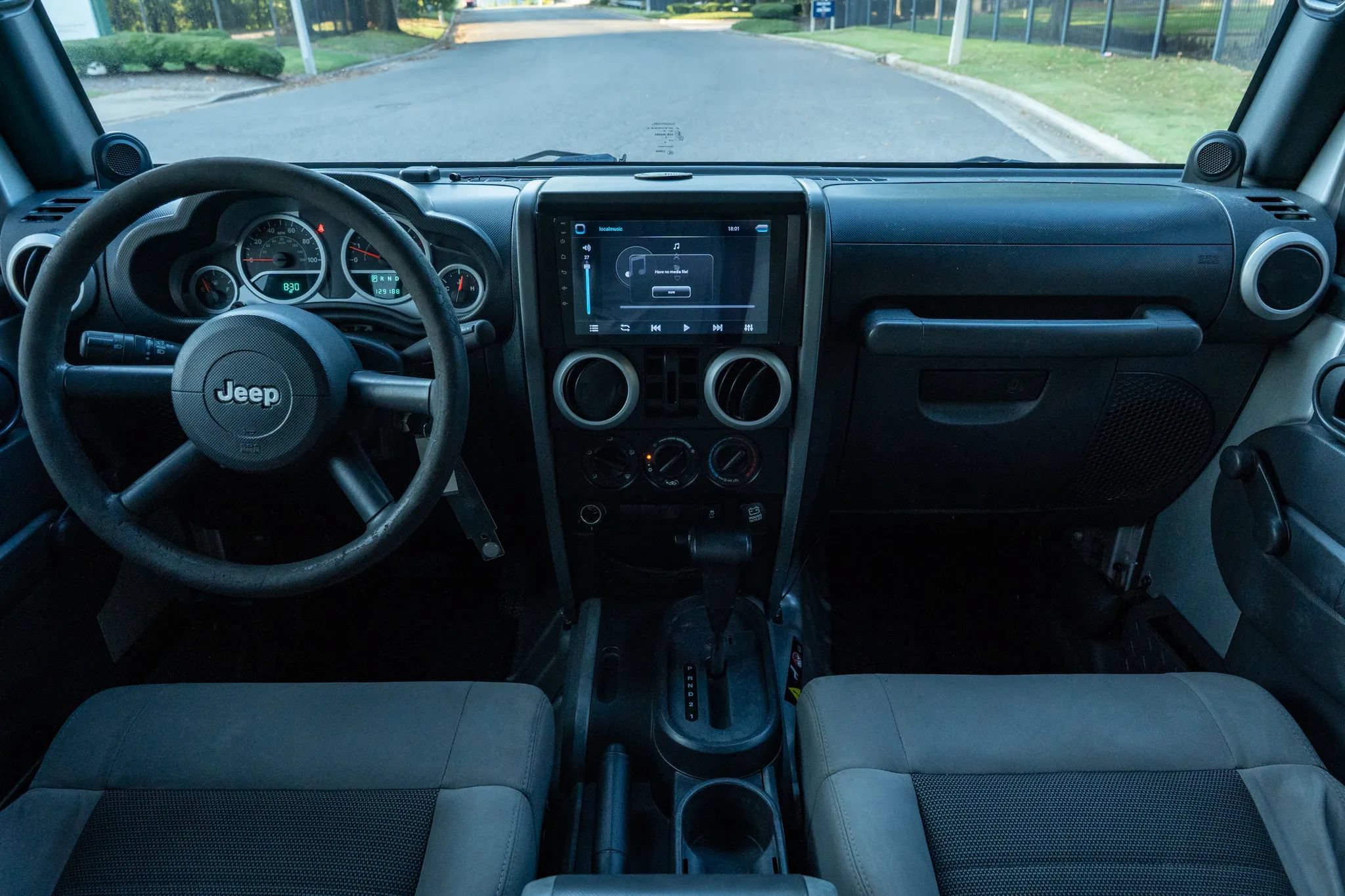 Used 2010 Jeep Wrangler Unlimited Sport RWD image 15
