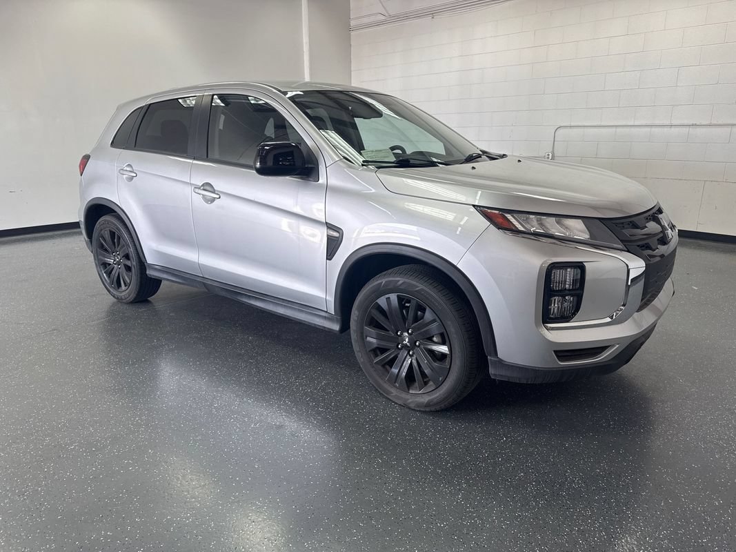 Used 2022 Mitsubishi Outlander Sport LE FWD image 2
