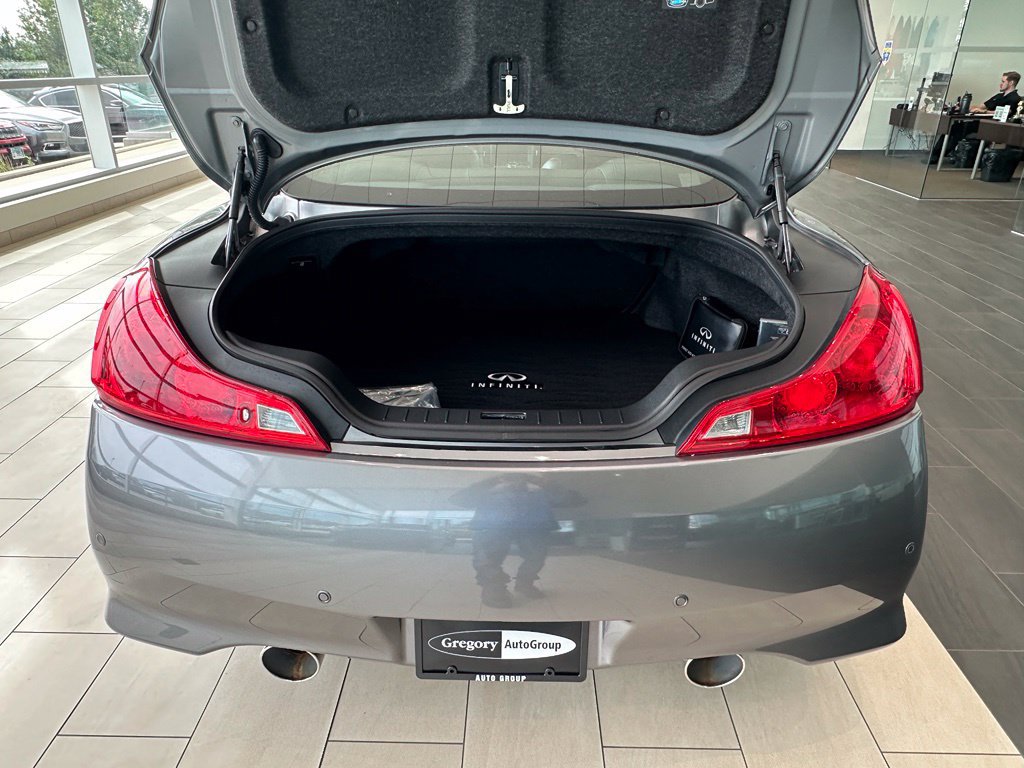 Used 2011 INFINITI G37 IPL RWD image 18