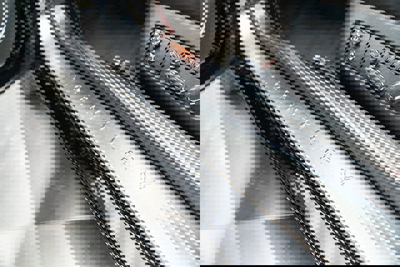 Used 2015 Bentley Continental GT image 39