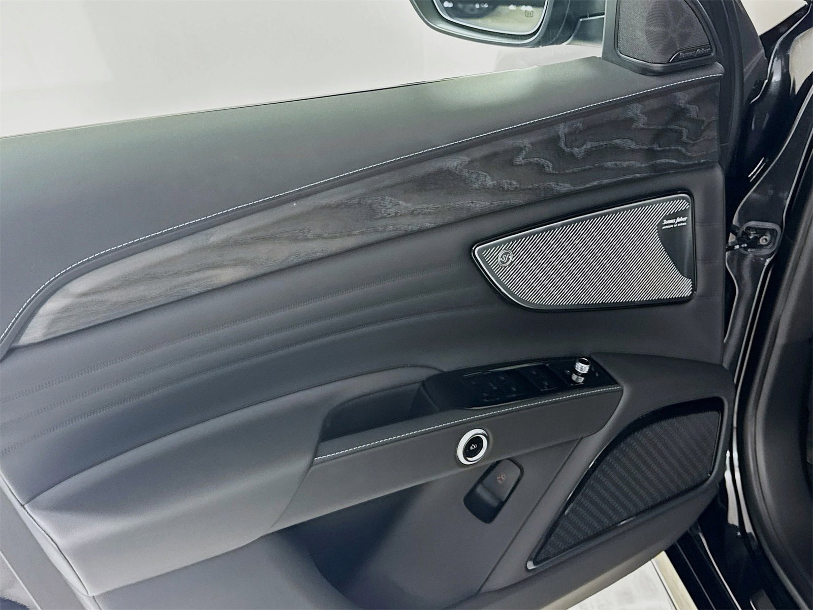 New 2025 Maserati Grecale Modena image 16