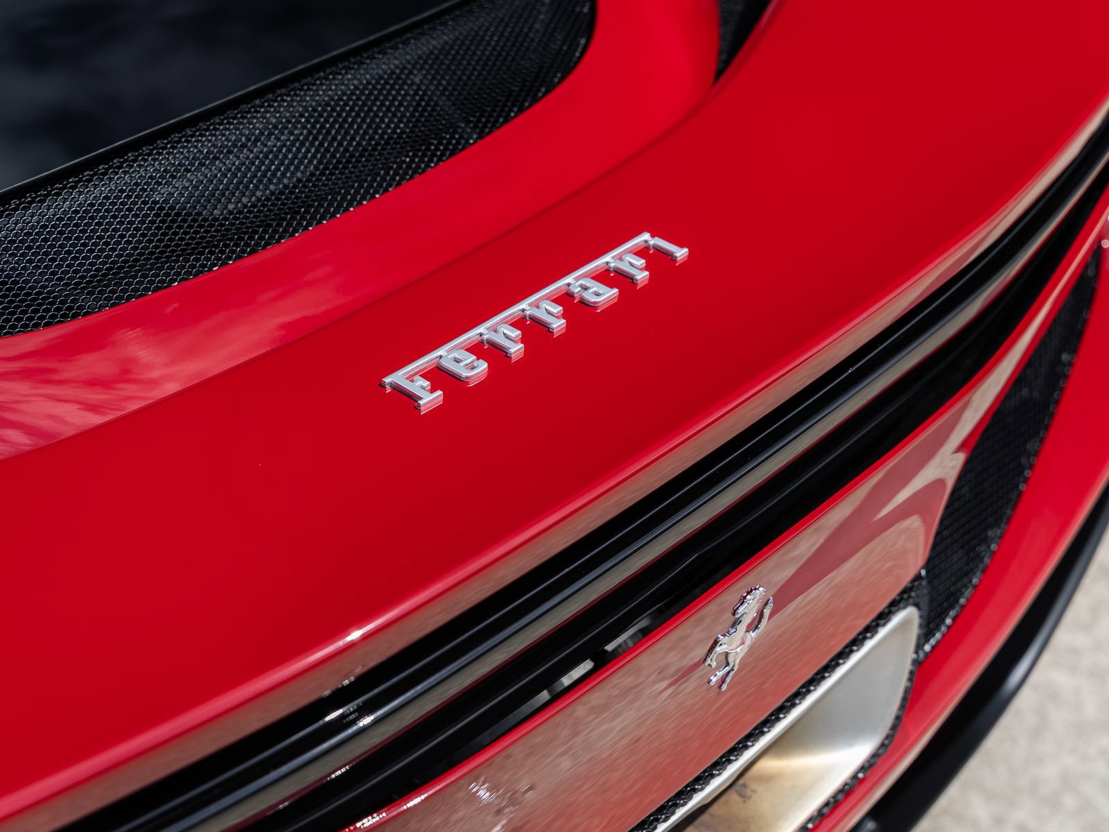 Used 2022 Ferrari 296 GTB RWD image 15