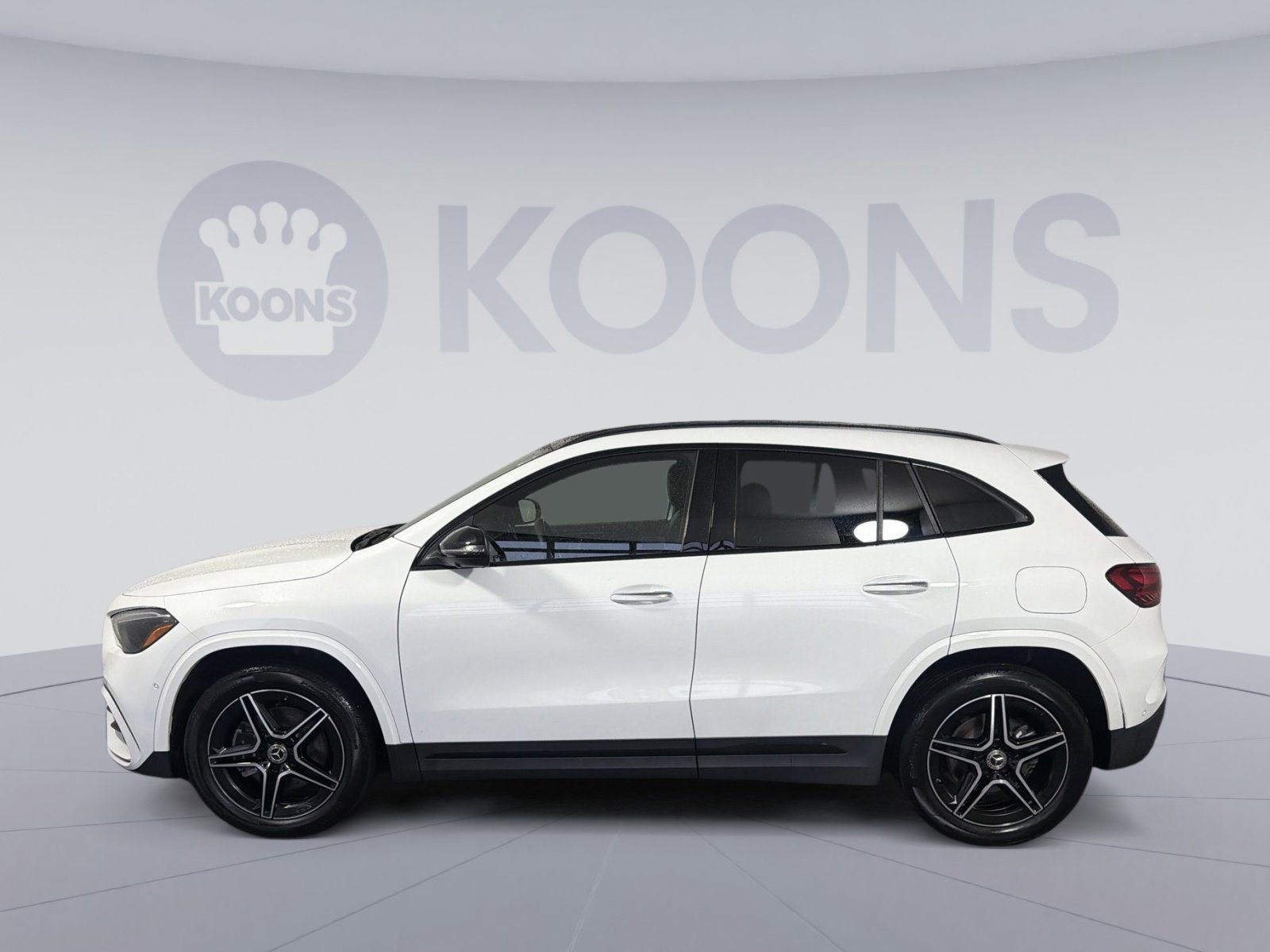 Used 2024 Mercedes-Benz GLA 250 4MATIC image 2