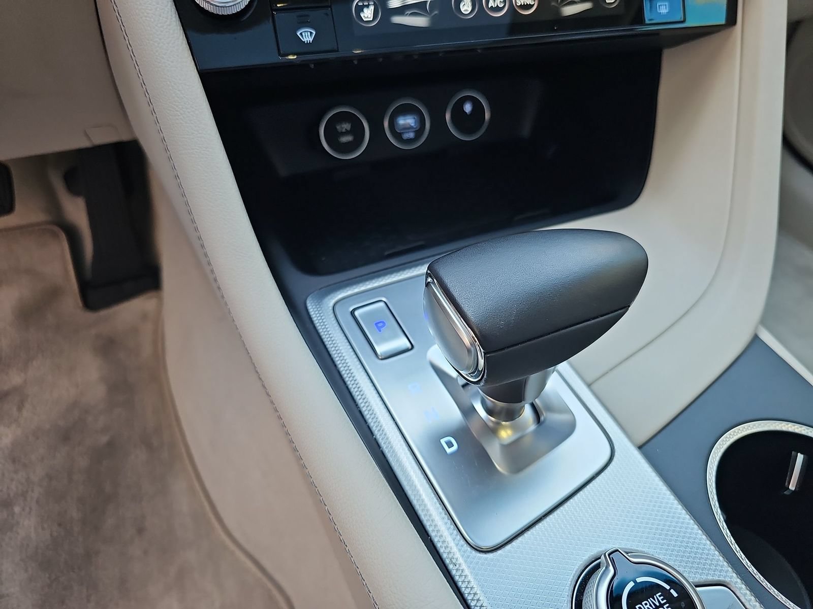 Certified 2026 Genesis G70 2.5T Prestige RWD image 21