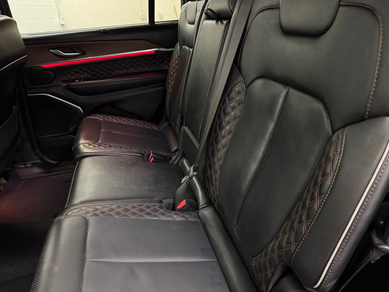 Used 2023 Jeep Grand Cherokee L Summit w/ Advanced Protech Group IV AWD/4WD image 12