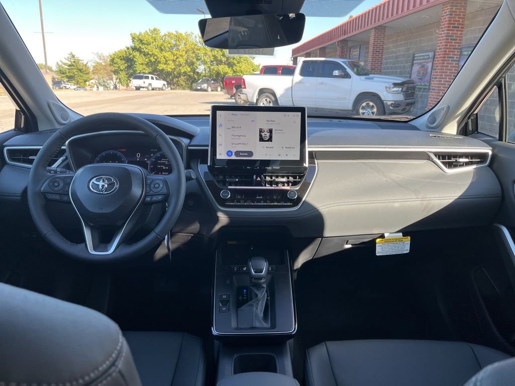 New 2026 Toyota Corolla Cross XLE image 32