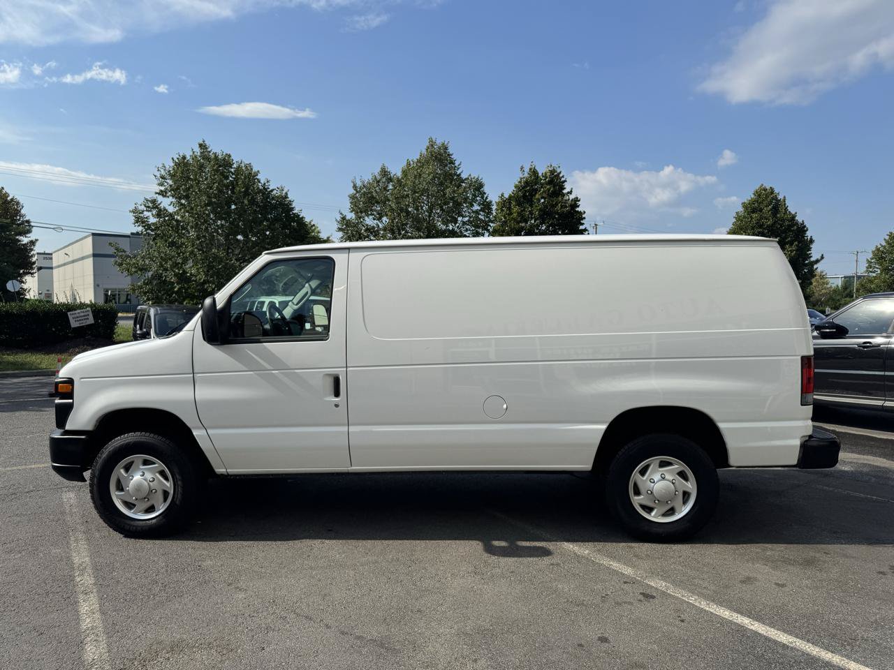Used 2012 Ford E-250 and Econoline 250 w/ Commercial Cargo Van Pkg RWD image 9