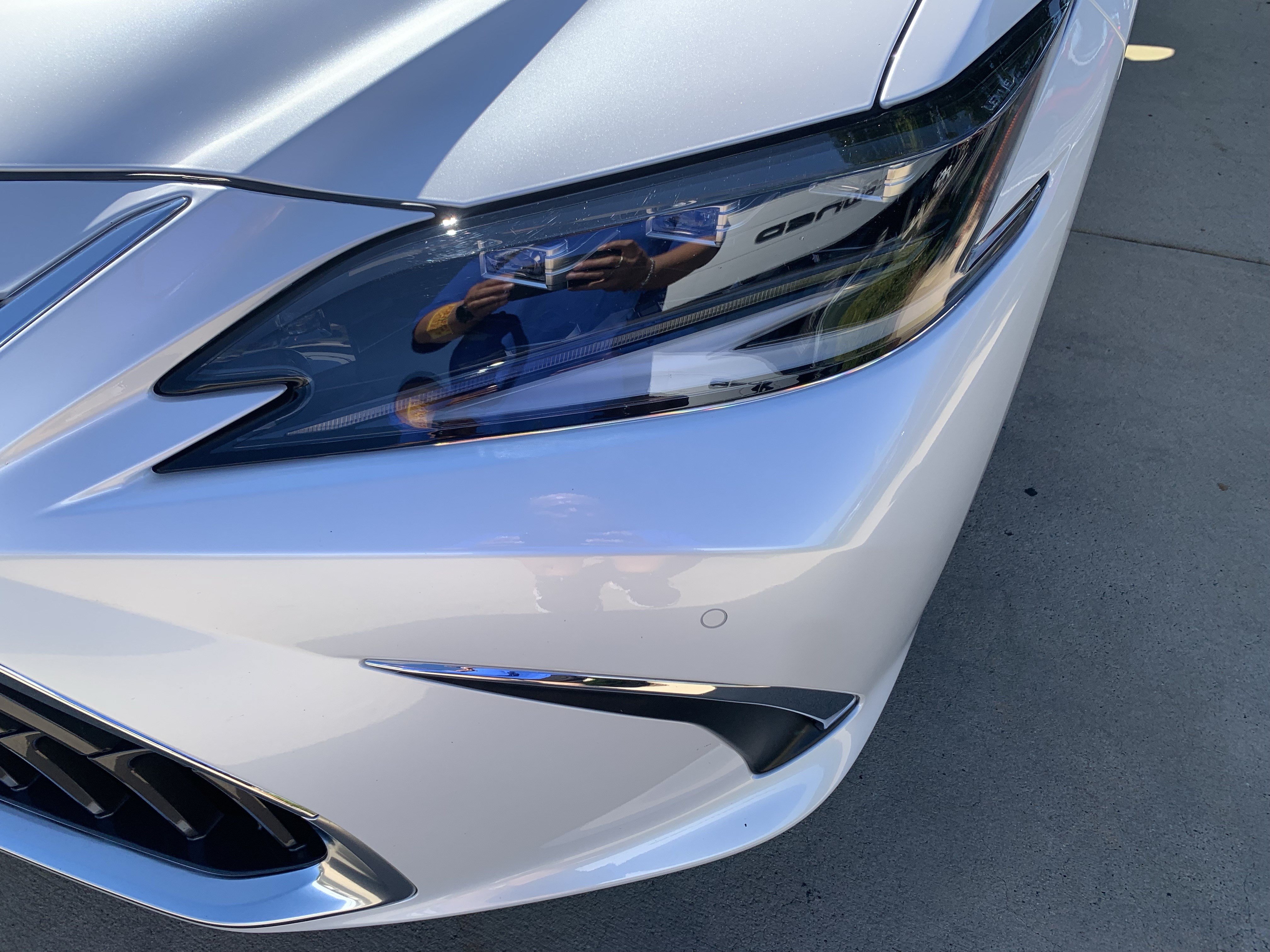 Used 2025 Lexus ES 350 Ultra Luxury FWD image 6