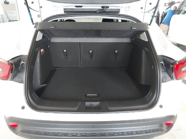 New 2026 Chevrolet Trax LT w/ Driver Confidence Package FWD image 27