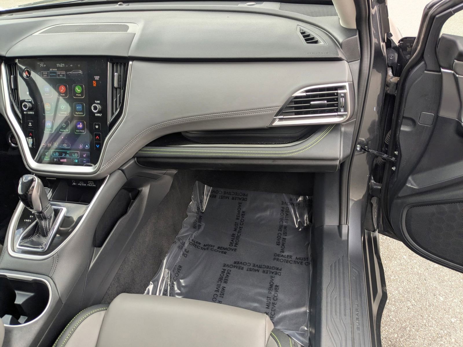 Used 2025 Subaru Outback Onyx Edition image 28