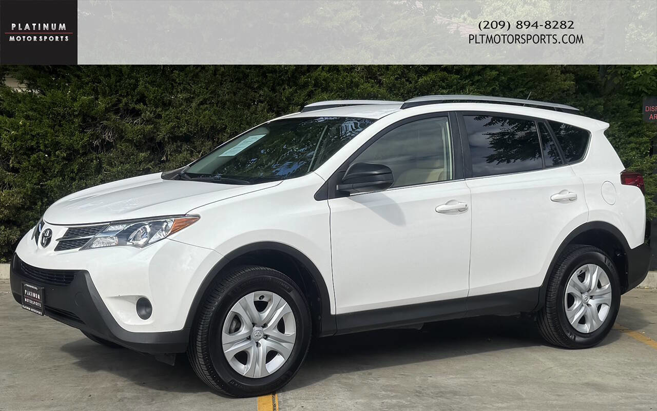 Used 2013 Toyota RAV4 LE image 1
