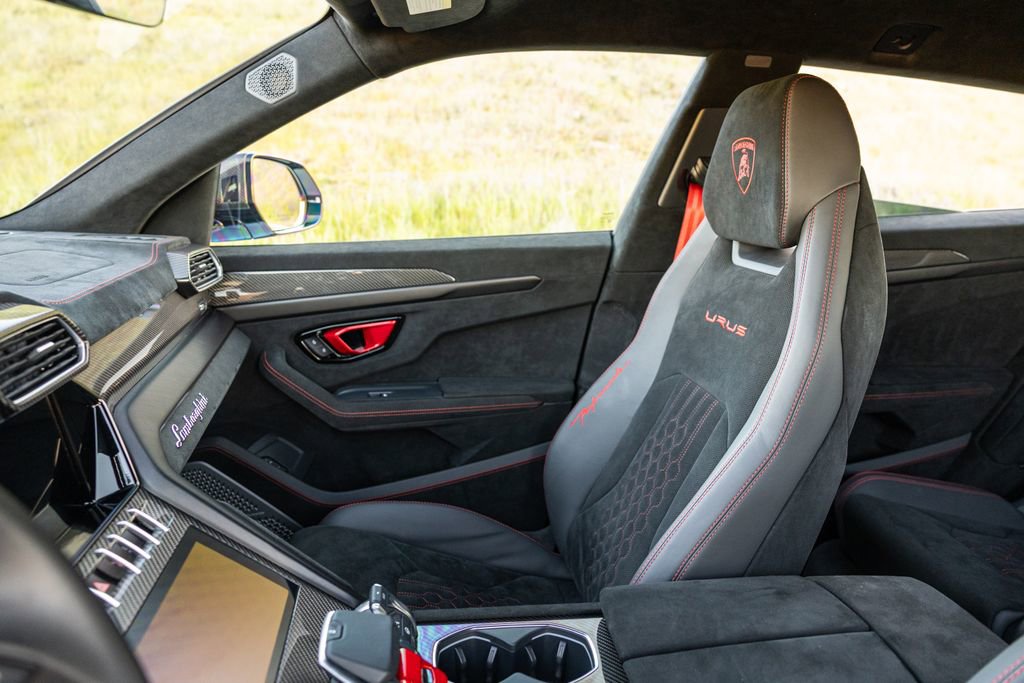 Used 2023 Lamborghini Urus Performante image 26