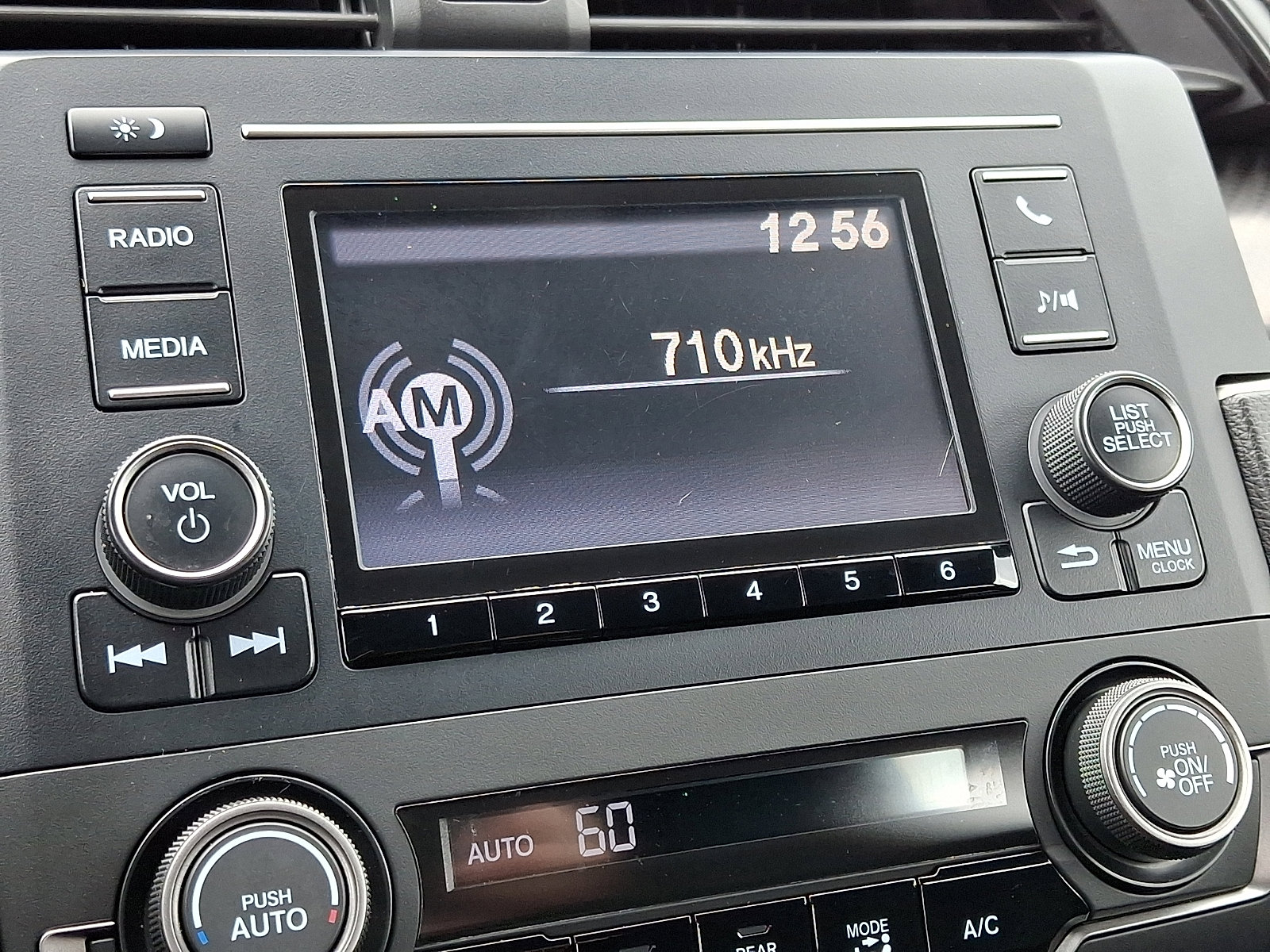 Used 2019 Honda Civic Sport image 16