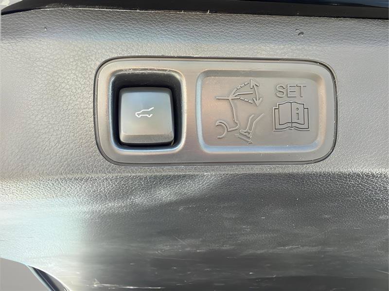 Used 2019 Ford Expedition Max Limited AWD/4WD image 39
