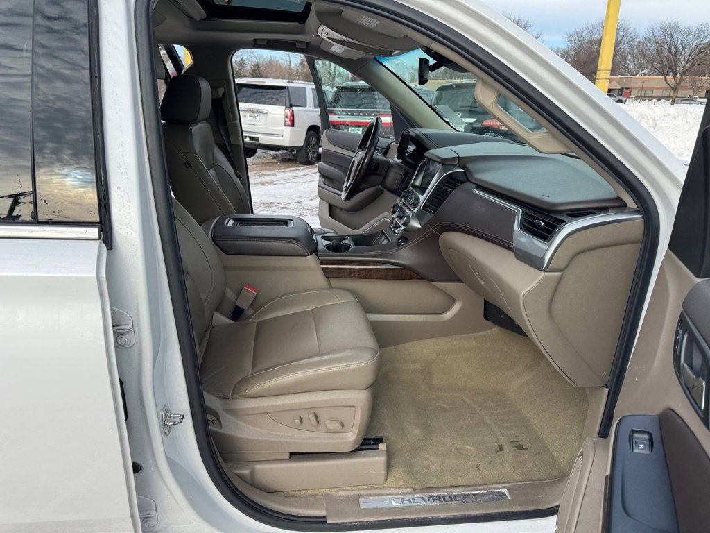 Used 2017 Chevrolet Tahoe LT w/ LT Signature Package image 29