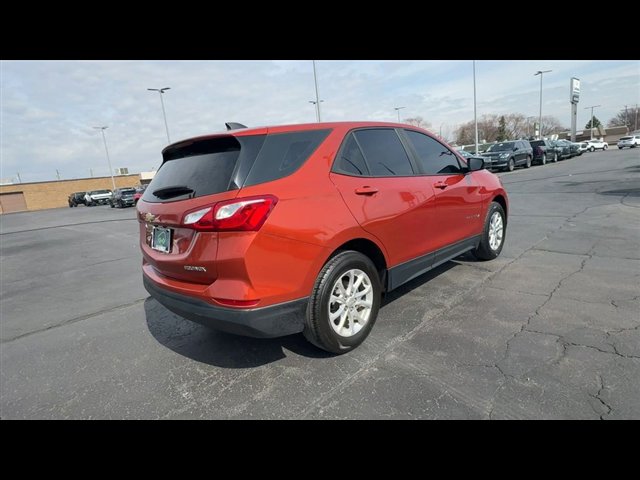 Used 2020 Chevrolet Equinox LS w/ LPO, Floor Liner Package image 8