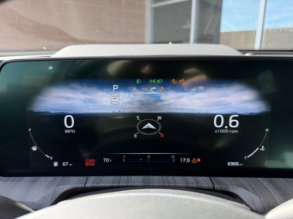Used 2025 Kia Telluride SX AWD/4WD image 17