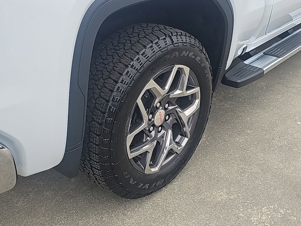 New 2026 GMC Sierra 1500 SLT w/ SLT Premium Plus Package image 8