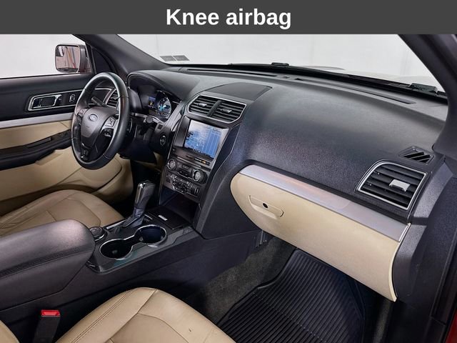 Used 2016 Ford Explorer XLT w/ Equipment Group 202A image 25