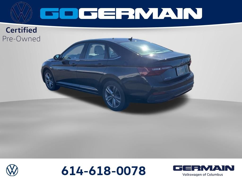 Used 2024 Volkswagen Jetta SE image 5