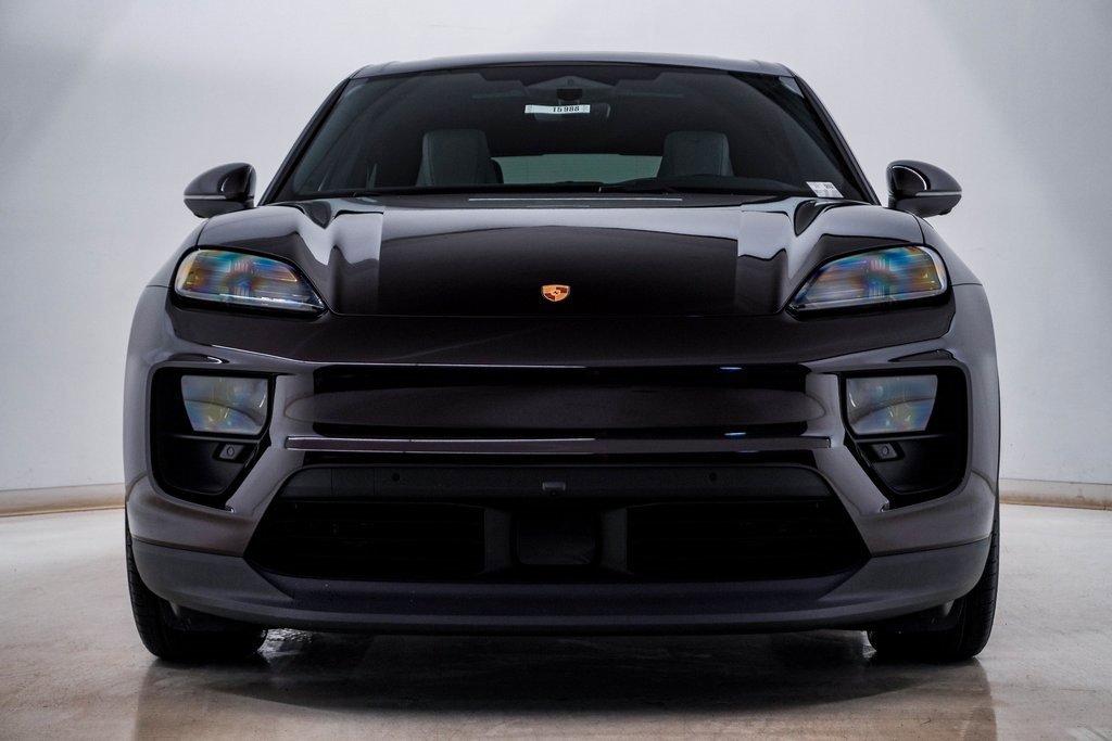 New 2025 Porsche Macan 4 Electric image 6