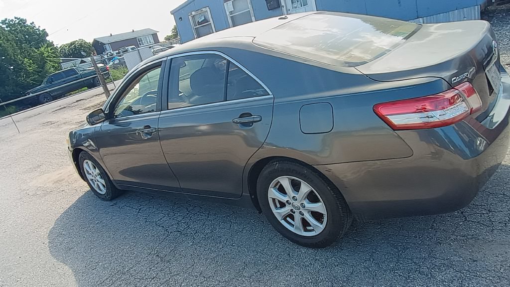 Used 2010 Toyota Camry FWD image 10