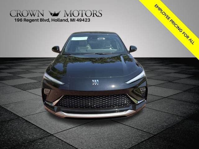 New 2025 Buick Envista Avenir image 2