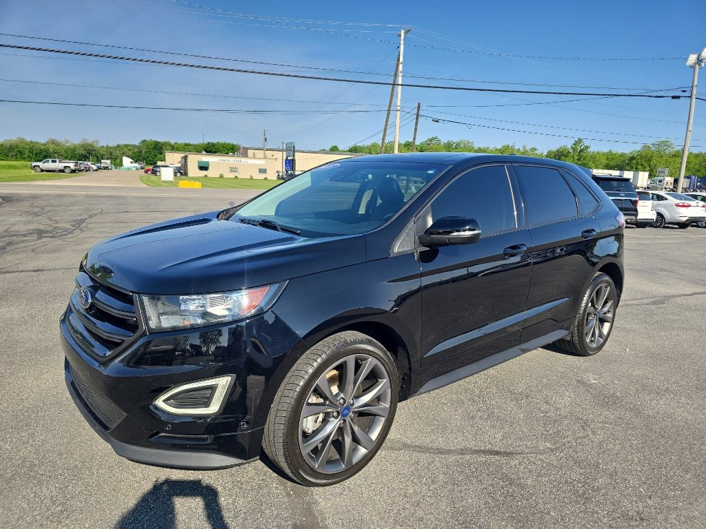 Used 2018 Ford Edge Sport w/ Equipment Group 401A AWD/4WD image 2