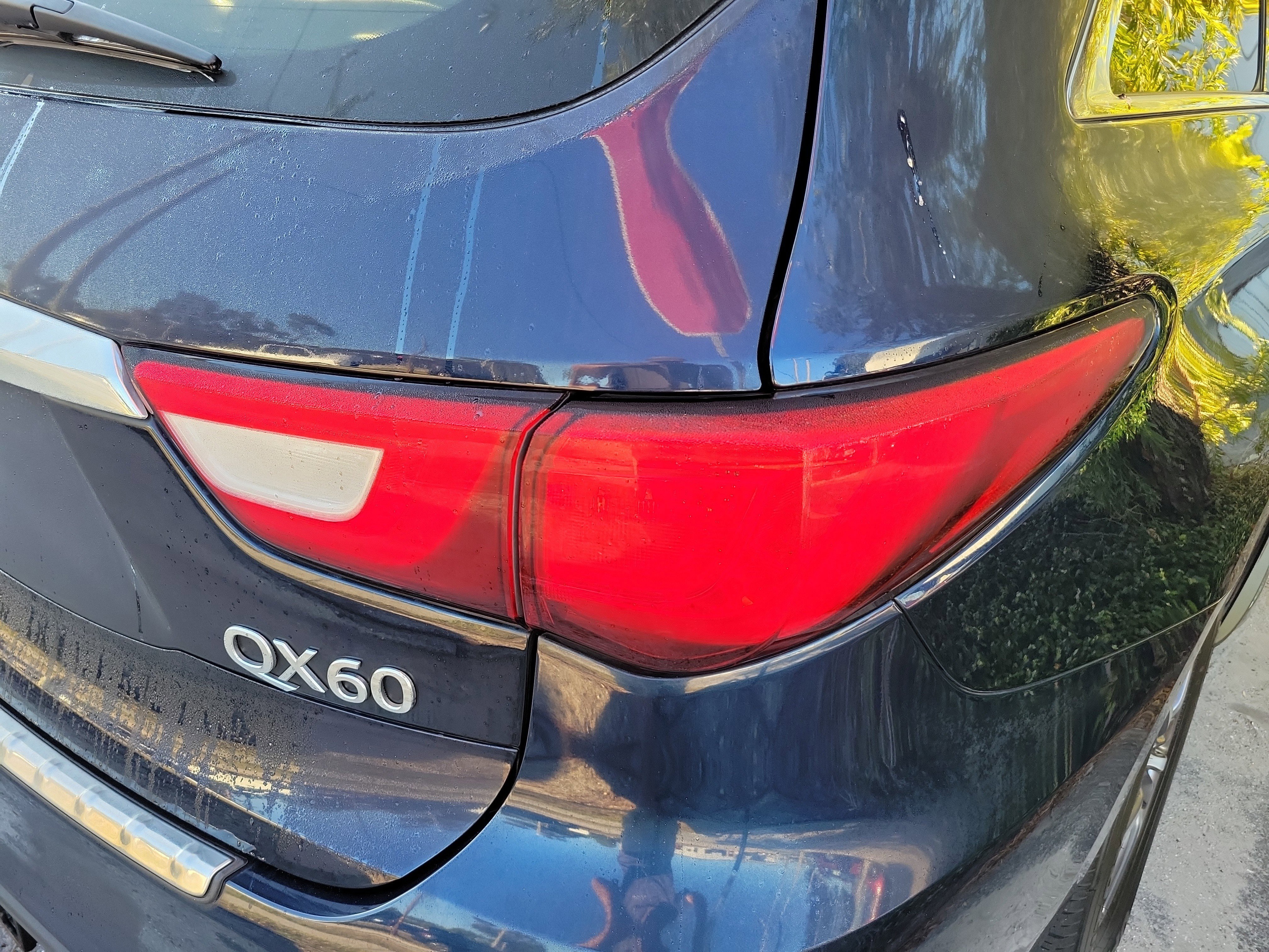 Used 2017 INFINITI QX60 Luxe w/ Premium Plus Package image 10