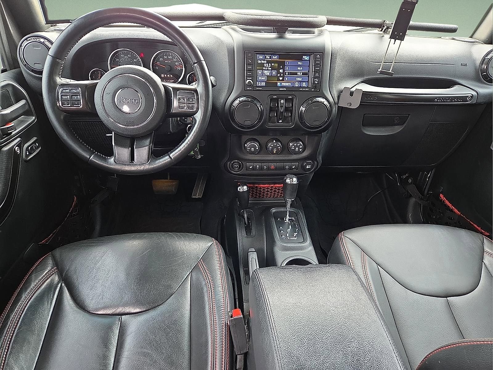 Used 2018 Jeep Wrangler Unlimited Rubicon AWD/4WD image 10
