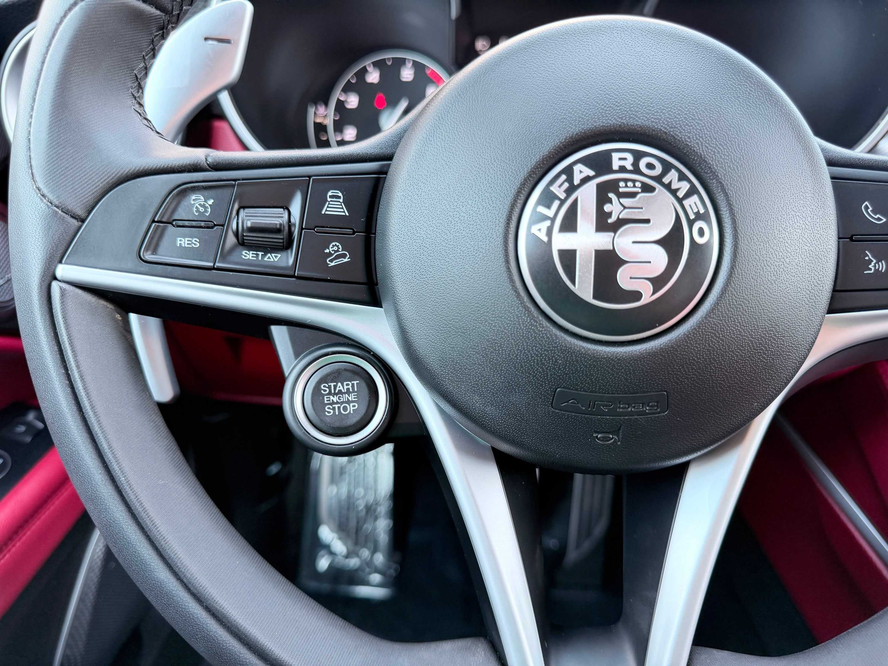 Used 2019 Alfa Romeo Stelvio Ti Sport w/ Quick Order Package 22S Sport AWD/4WD image 35