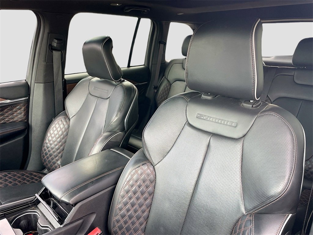 Used 2023 Jeep Grand Cherokee Summit image 13